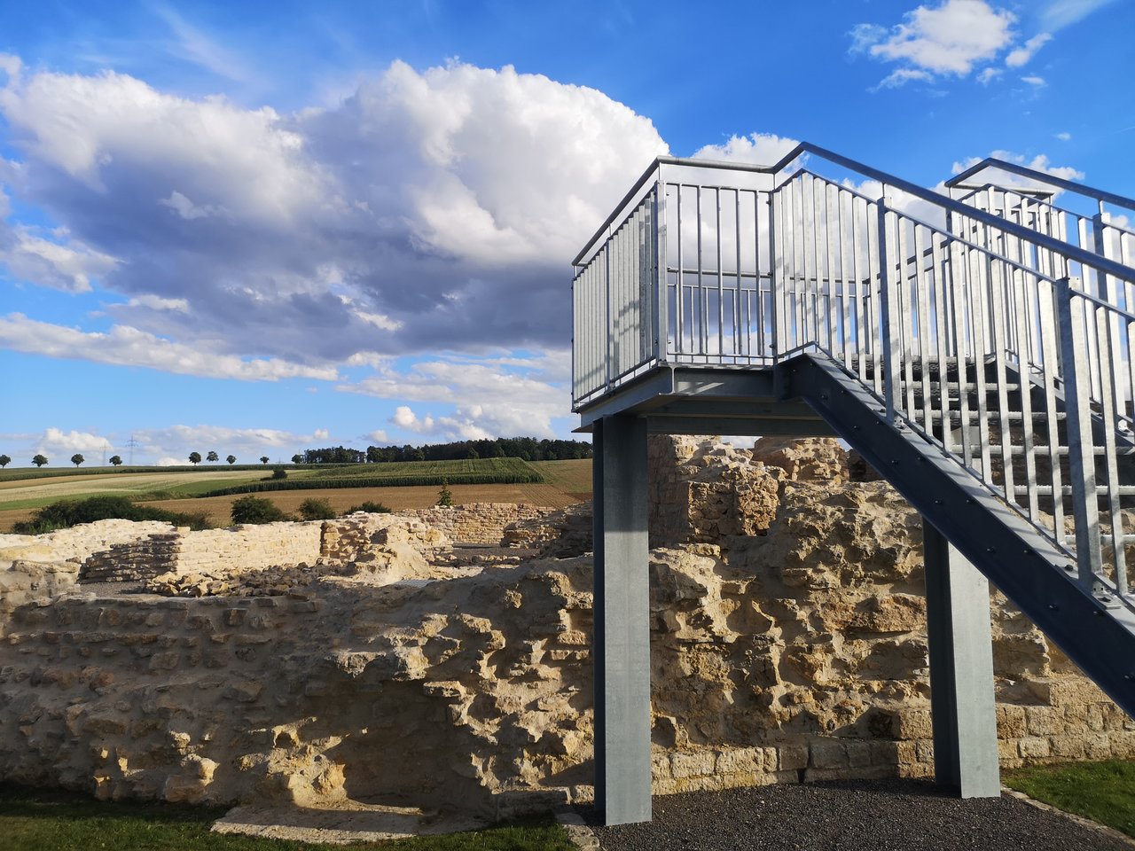 Burgruine Holsterburg Burgen, Schlösser, Adelssitze Lieblingsplätze